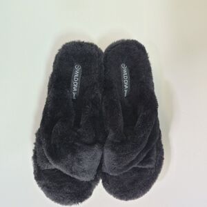 Wild Diva Ladies Black Faux Fur Slippers Size 7